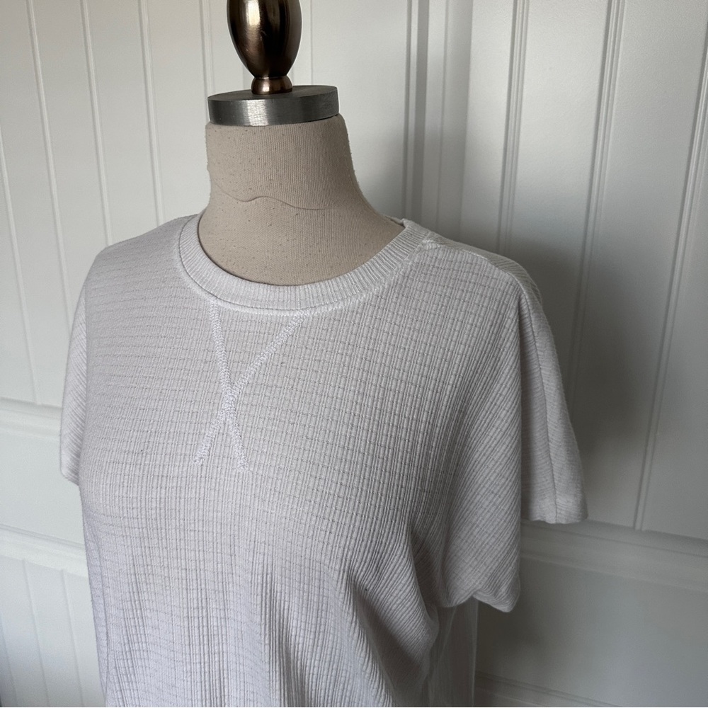 Como Vintage White Short Sleeve Tee - Picture 4 of 7